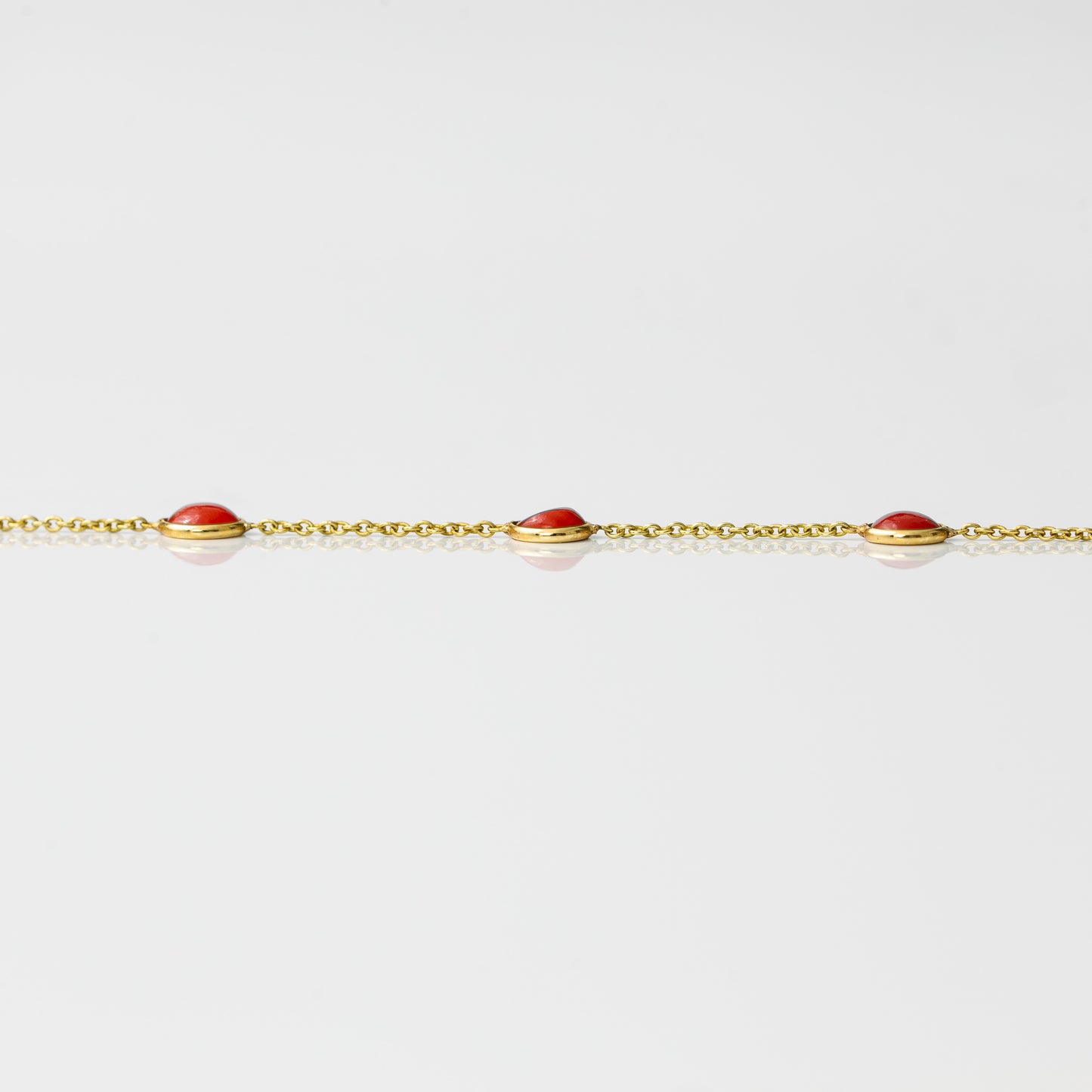 Coral Bracelet / K18