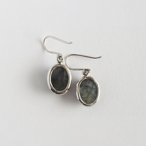 Labradorite Pierced Earrings / Sv925