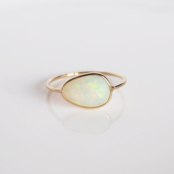 Opal Ring / K18 / Size 9