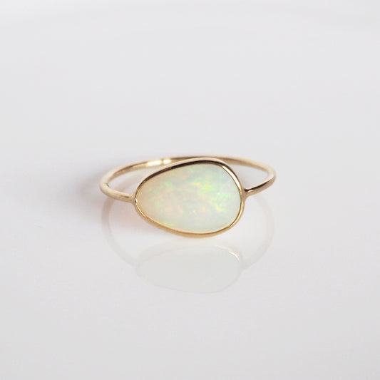 Opal Ring / K18 / Size 9